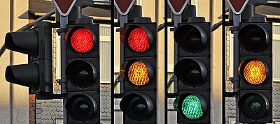 Már a közlekedési lámpákat is tudja mutatni navigáció közben a Google Térkép