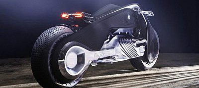 Szinte lehetetlen felborulni a BMW új okosmotorjával
