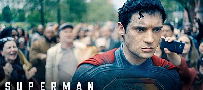 Itt a következő Superman film első előzetese - és nagyon ígéretesnek tűnik