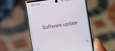 Nagyon furcsa dolgot csinált a mai napon Android ügyben a Samsung