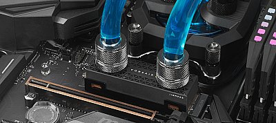 Vízhűtéses szupergyors M.2-es PCIe NVMe SSD-t jelentett be a Corsair