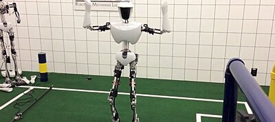 Gangnam Style táncoló robot