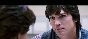 Újabb, többperces részletek a Steve Jobs életéről szóló mozifilmből