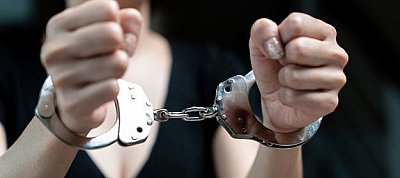 Kamuhíreket terjesztő portálokat és Facebook oldalakat kapcsoltak le a magyar rendőrök