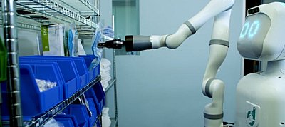 Itt a robot, ami elveszi a nővérek munkáját a kórházakban