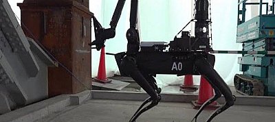 Már egy építkezésen is simán elboldogul Spot, a robotkutya