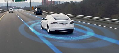 Kiderült: Nem csökkenti, hanem növeli a balesetek számát a Tesla autopilótája