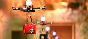 Drónok vették el a modellek munkáját a D&G divatbemutatóján