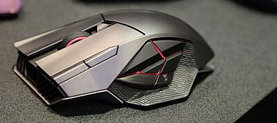 Tucatnyi gomb és burkolati fény is van az ASUS új gamer egerén