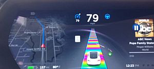 Újabb rejtett meglepetést találtak a Tesla-kban