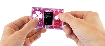 Bankkártya méretű változatot csináltak a Pac-Man-ből
