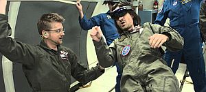 Az űrbe megy a Microsoft HoloLens szemüvege