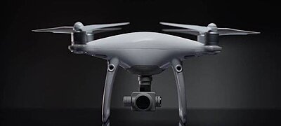 Szupergyorsan repülő kameradrónt jelentett be a DJI
