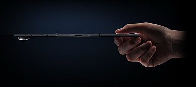 Hivatalos: 1 milliónál is több kerül a Samsung háromba hajtható telefonja