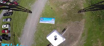 Így nézett ki az első drónos csomagkiszállítás