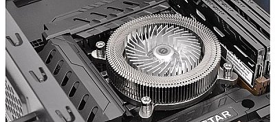 Szuperlapos processzorhűtőt ad ki a Thermaltake