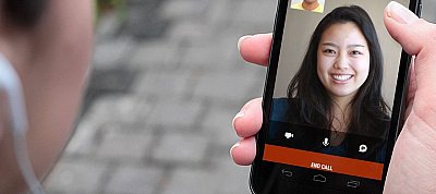 Ingyen lehet videóhívásokat folytatni az androidos mobilokkal