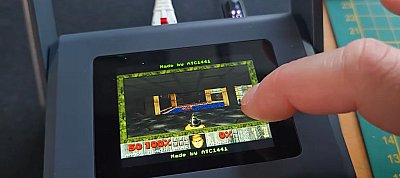 Már hordozható Wi-Fi routerre is felhekkelték a Doom-ot