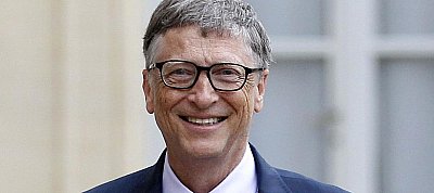 Adót vetne ki az emberek munkáját elvevő robotokra Bill Gates